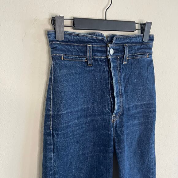 Women's Straight Leg Jeans - Dark Blue - Picture 5 of 9